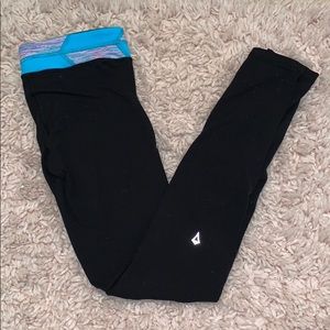 black ivivva leggings